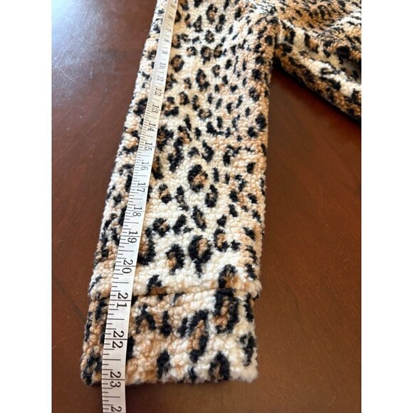 4Sienna Cheetah Prowl Jacket Faux Fur Zip Front Sherpa Size Small NWOT - Picture 10 of 14